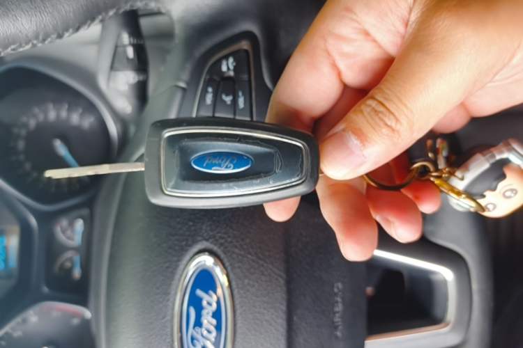 Used Ford Focus 2015 Sedan 1.6L Automatic Trend Model Vehicle Key