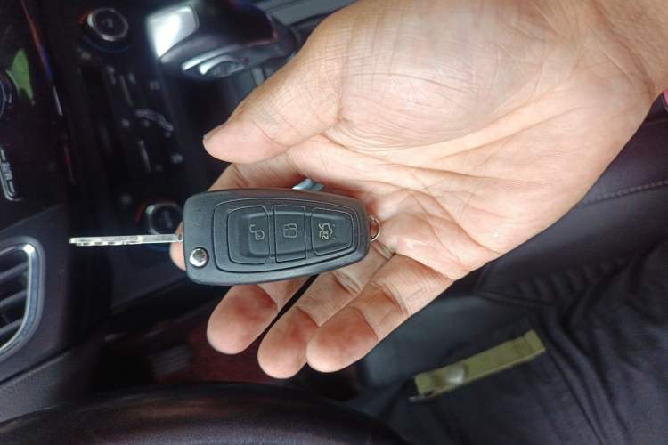 Used Ford Focus 2015 Sedan 1.6L Automatic Trend Model Vehicle Key