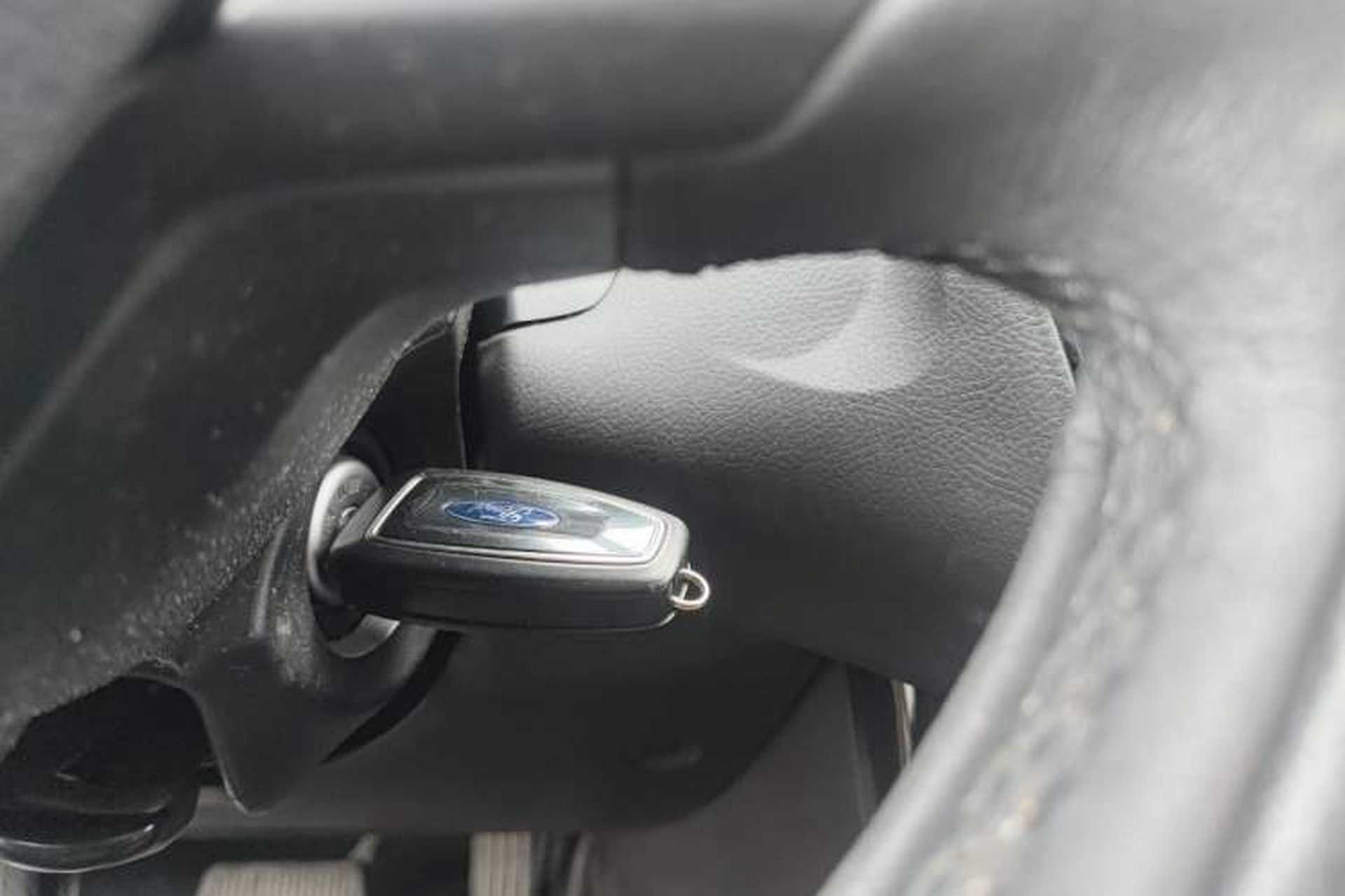 Used Ford Focus 2015 Sedan EcoBoost 180 Automatic Elite Model Vehicle Key