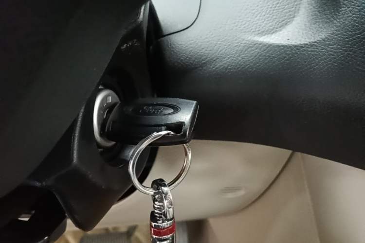 Used Ford Focus 2015 Sedan 1.6L Automatic Comfort Model Vehicle Key