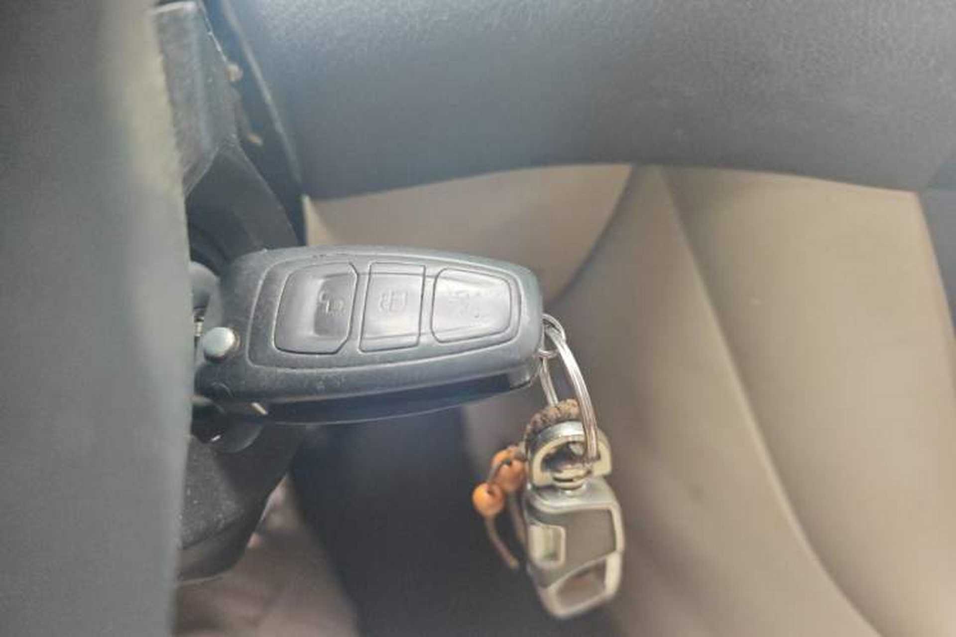 Used Ford Focus 2015 Sedan 1.6L Automatic Comfort Model Vehicle Key