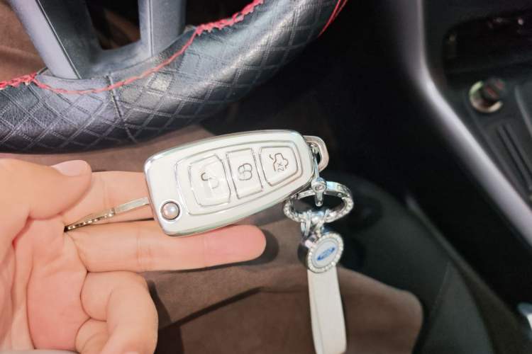 Used Ford Focus 2015 Hatchback 1.6L Automatic Comfort Model Vehicle Key