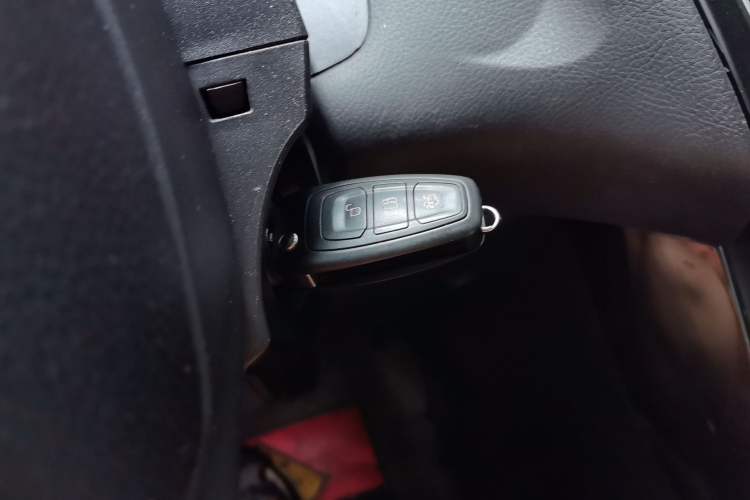 Used Ford Focus 2015 Sedan 1.6L Automatic Trend Model Vehicle Key