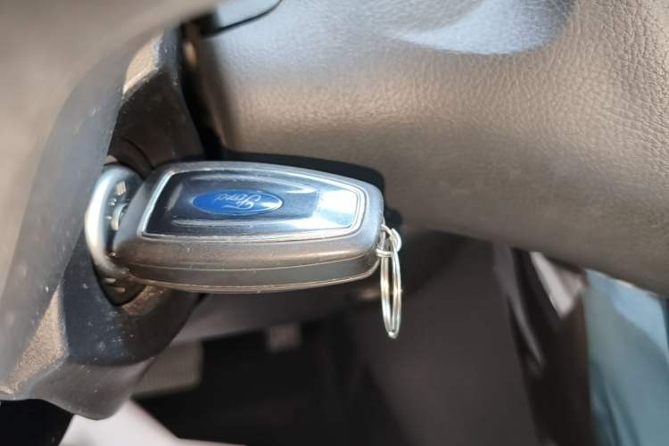 Used Ford Focus 2015 Sedan 1.6L Automatic Trend Model Vehicle Key