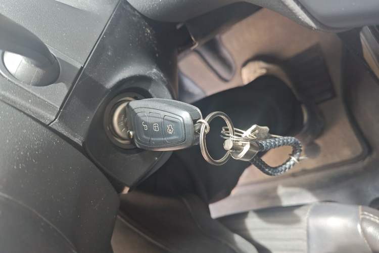 Used Ford Focus 2015 Hatchback EcoBoost 180 Automatic Elite Model Vehicle Key