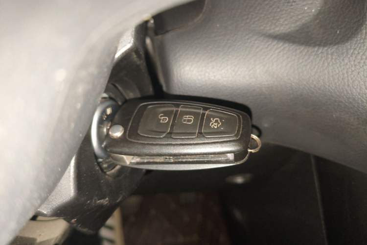 Used Ford Focus 2015 Sedan 1.6L Automatic Trend Model Vehicle Key