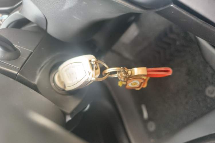 Used Ford Focus 2015 Hatchback 1.6L Automatic Fashion Edition Vehicle Key