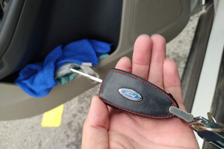 Used Ford Focus 2015 Sedan 1.6L Automatic Comfort Model Vehicle Key