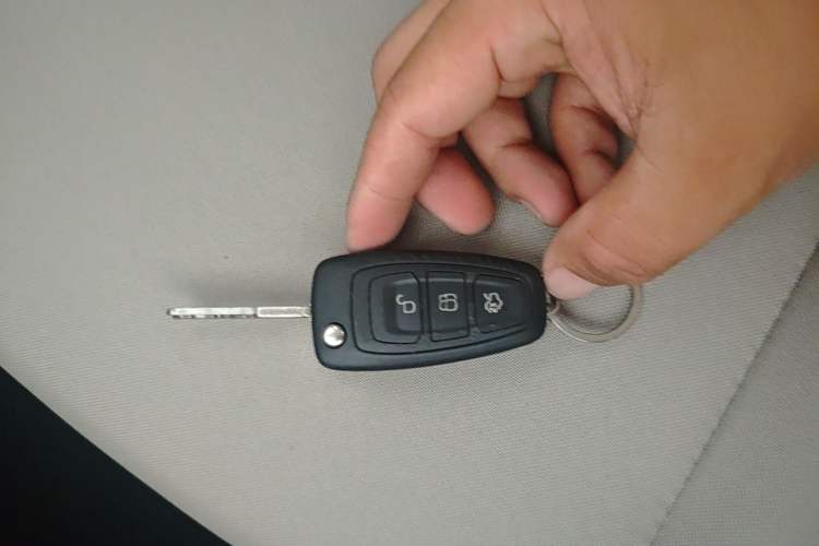 Used Ford Focus 2015 Sedan 1.6L Manual Comfort Model Vehicle Key