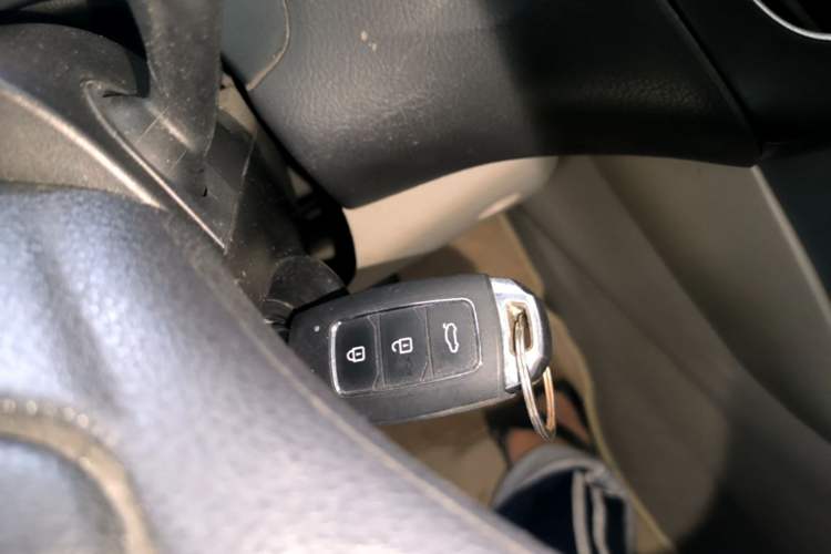 Used Ford Focus 2015 Sedan 1.6L Automatic Comfort Model Vehicle Key