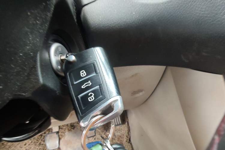 Used Ford Focus 2015 Sedan 1.6L Manual Comfort Model Vehicle Key