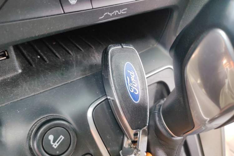 Used Ford Focus 2015 Sedan EcoBoost 180 Automatic Flagship Model Vehicle Key