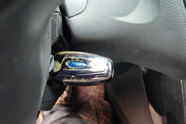 Used Ford Focus 2015 Sedan 1.6L Automatic Trend Model Vehicle Key