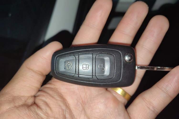 Used Ford Focus 2015 Hatchback EcoBoost 180 Automatic Elite Model Vehicle Key