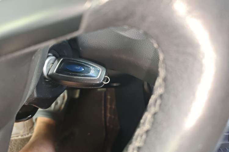 Used Ford Focus 2015 Sedan 1.6L Automatic Trend Model Vehicle Key