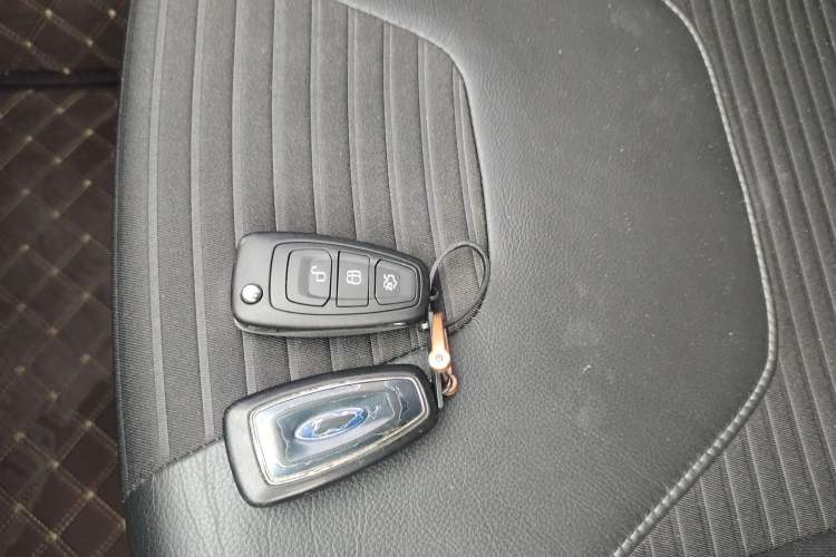 Used Ford Focus 2015 Sedan 1.6L Automatic Trend Model Vehicle Key
