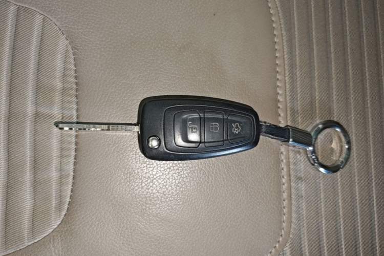 Used Ford Focus 2015 Sedan 1.6L Automatic Trend Model Vehicle Key