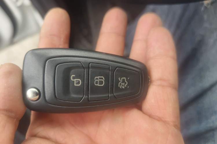 Used Ford Focus 2015 Hatchback 1.6L Automatic Comfort Model Vehicle Key