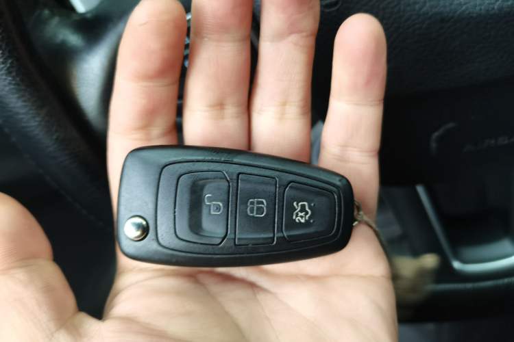 Used Ford Focus 2015 Hatchback EcoBoost 180 Automatic Elite Model Vehicle Key