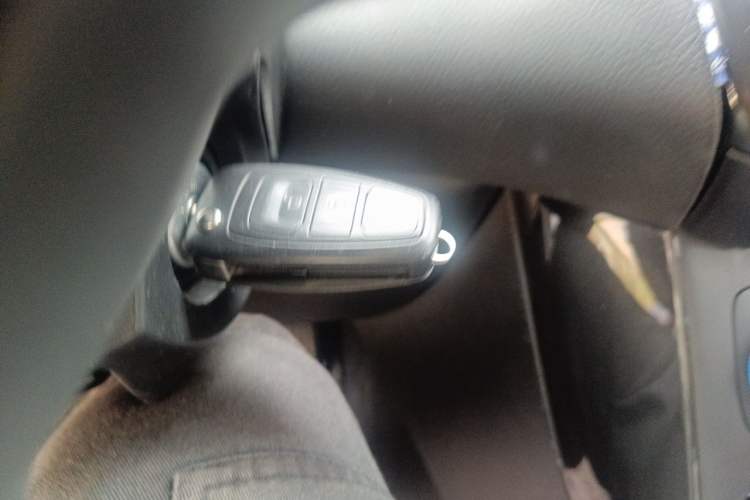 Used Ford Focus 2015 Hatchback EcoBoost 180 Automatic Elite Model Vehicle Key