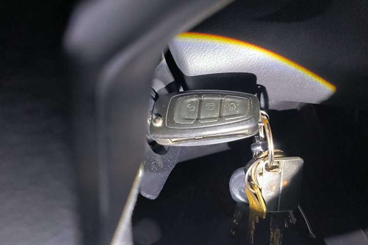 Used Ford Focus 2015 Sedan 1.6L Manual Fashion Edition Vehicle Key