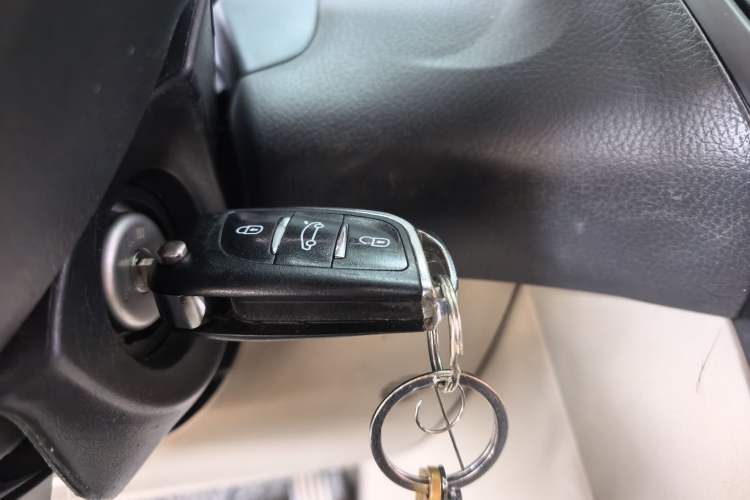Used Ford Focus 2015 Sedan 1.6L Automatic Comfort Model Vehicle Key