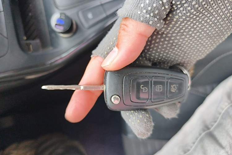 Used Ford Focus 2015 Sedan EcoBoost 180 Automatic Elite Model Vehicle Key