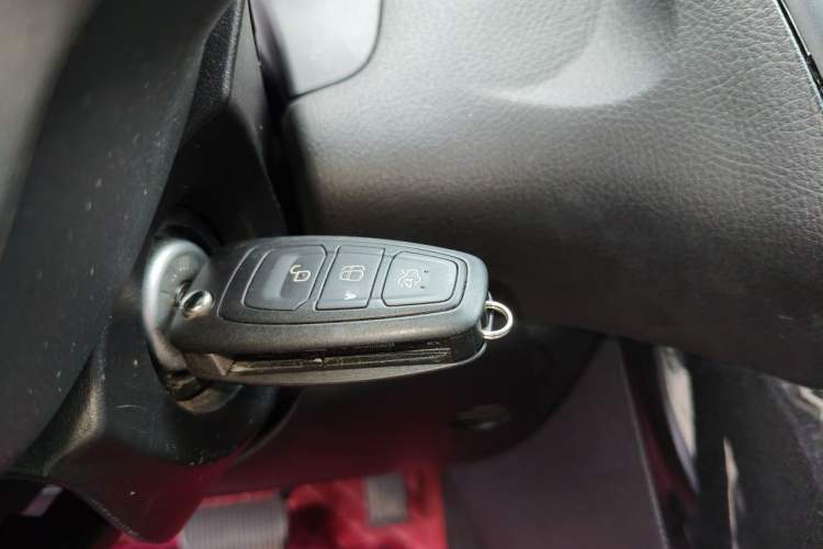 Used Ford Focus 2015 Hatchback EcoBoost 180 Automatic Elite Model Vehicle Key