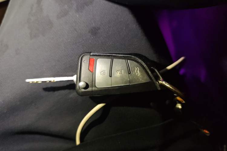 Used Ford Focus 2015 Sedan EcoBoost 125 Automatic Supreme Style Edition Vehicle Key