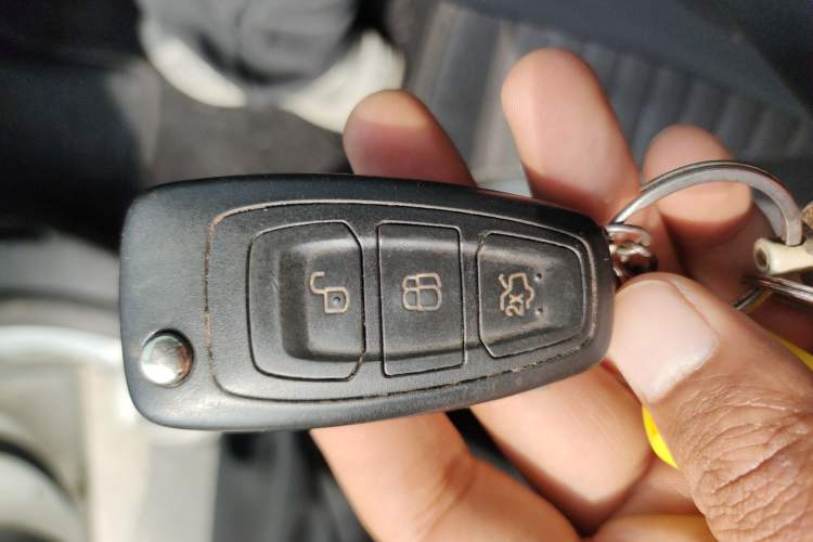 Used Ford Focus 2015 Sedan 1.6L Automatic Trend Model Vehicle Key