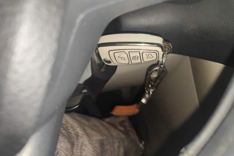 Used Ford Focus 2015 Sedan 1.6L Automatic Comfort Model Vehicle Key