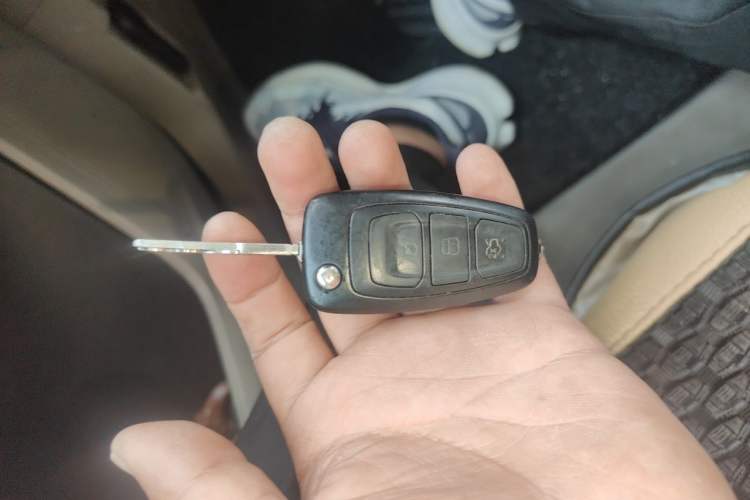 Used Ford Focus 2015 Sedan 1.6L Automatic Trend Model Vehicle Key
