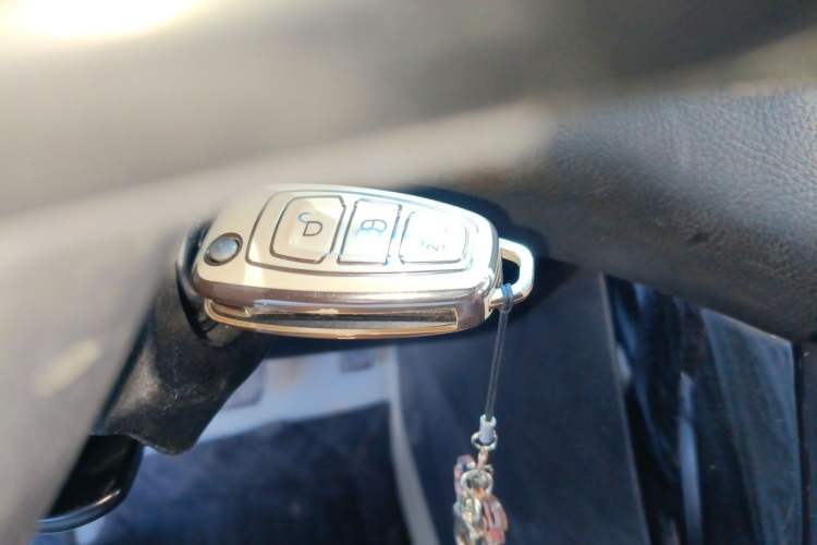 Used Ford Focus 2015 Sedan EcoBoost 125 Automatic Supreme Style Edition Vehicle Key