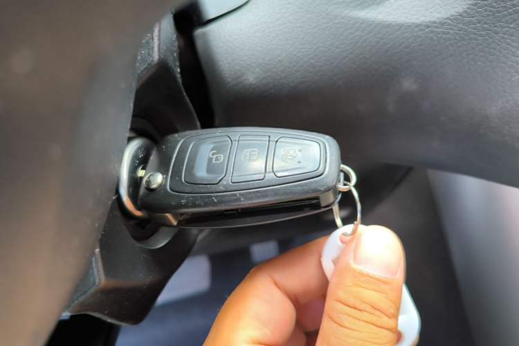 Used Ford Focus 2015 Sedan 1.6L Automatic Comfort Model Vehicle Key