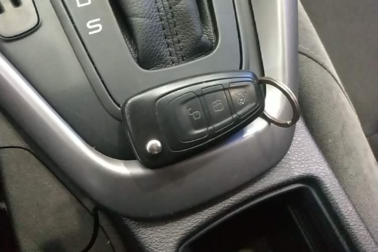 Used Ford Focus 2015 Hatchback 1.6L Automatic Comfort Model Vehicle Key