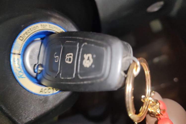 Used Ford Focus 2015 Sedan EcoBoost 180 Automatic Elite Model Vehicle Key