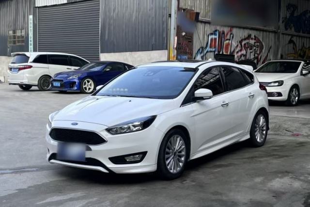 Used Ford Focus 2015 Hatchback EcoBoost 180 Automatic Sport Model