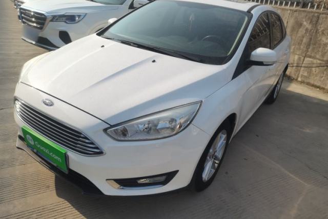 Ojetý Ford Focus 2015 Sedan 1.6L Automatic Trend Model
