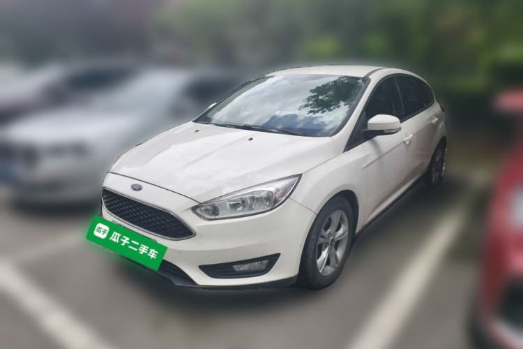 Used Ford Focus 2015 Hatchback 1.6L Automatic Comfort Model Guazi used car, China used car export, Used car for sale, Used cars, Cheapest cars for sale