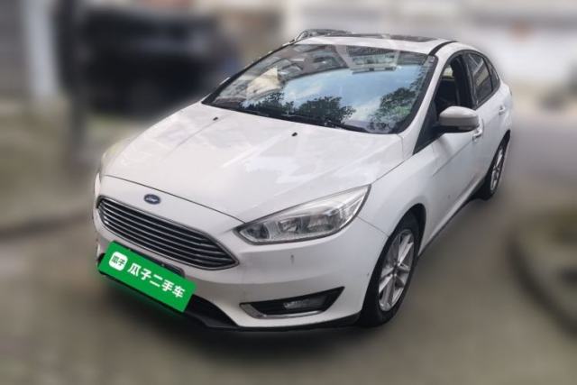 Used Ford Focus 2015 Sedan EcoBoost 125 Manual – Ultra-Style Edition