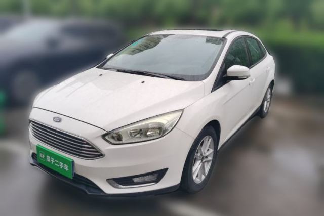 Used Ford Focus 2015 Sedan 1.6L Manual Fashion Edition