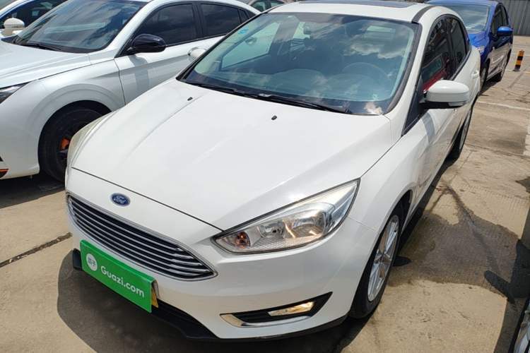 Used Ford Focus 2015 Sedan EcoBoost 125 Automatic Supreme Style Edition Guazi used car, China used car export, Used car for sale, Used  cars, Cheapest cars for sale