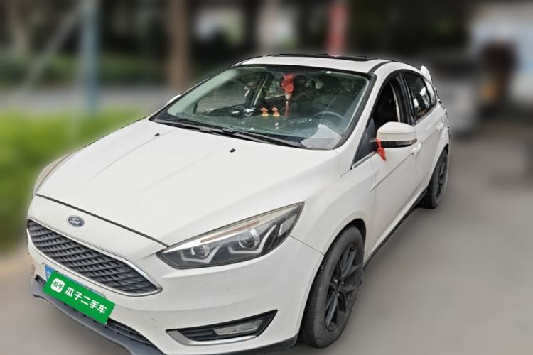 Used Ford Focus 2015 Hatchback EcoBoost 180 Automatic Elite Model Guazi used car, China used car export, Used car for sale, Used  cars, Cheapest cars for sale