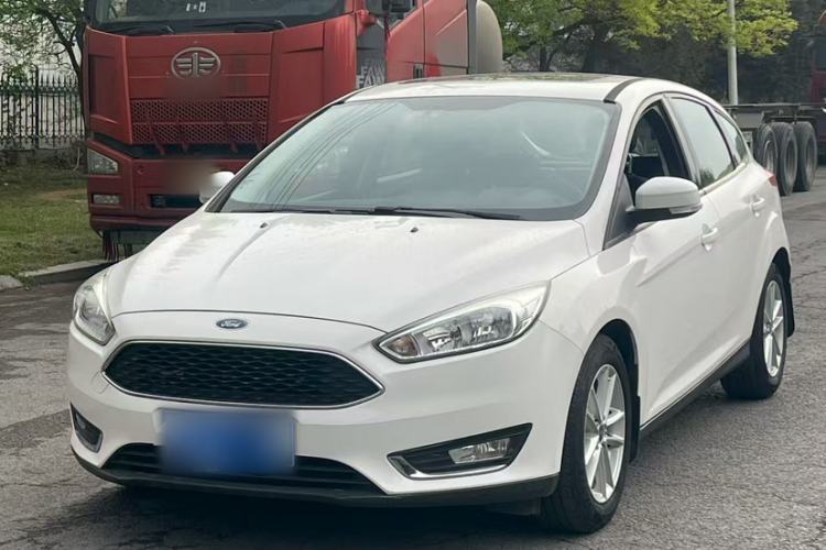 Used Ford Focus 2015 Hatchback 1.6L Automatic Fashion Edition Guazi used car, China used car export, Used car for sale, Used  cars, Cheapest cars for sale
