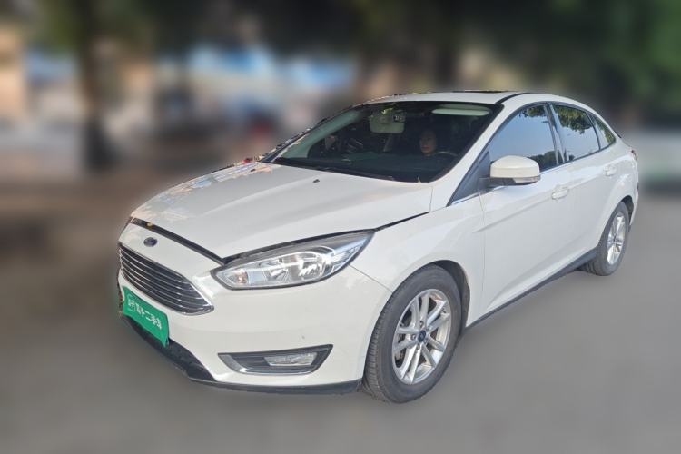 Używany Ford Focus 2015 Sedan EcoBoost 180 Automatic Elite Model Guazi used car, China used car export, Used car for sale, Used cars, Cheapest cars for sale