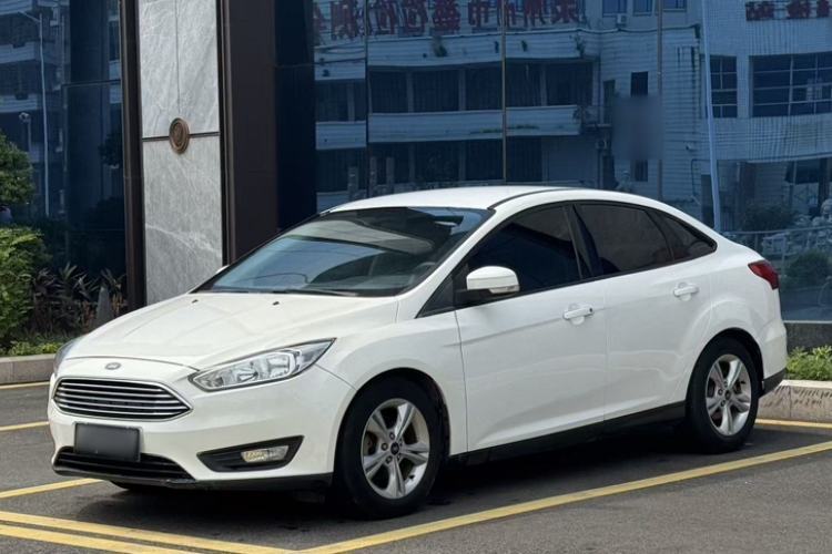 Used Ford Focus 2015 Sedan 1.6L Automatic Comfort Model Guazi used car, China used car export, Used car for sale, Used  cars, Cheapest cars for sale