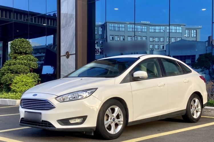 Used Ford Focus 2015 Sedan 1.6L Automatic Comfort Model Guazi used car, China used car export, Used car for sale, Used  cars, Cheapest cars for sale
