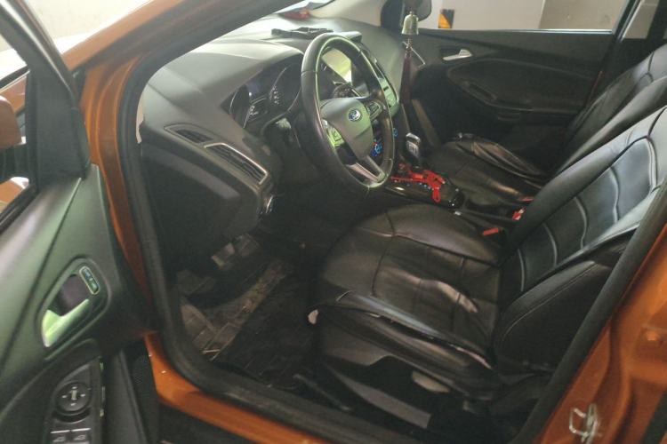 Used Ford Focus 2015 Hatchback EcoBoost 180 Automatic Elite Model Driver Seat
