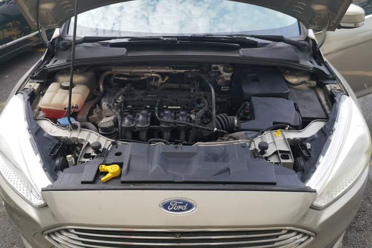 Used Ford Focus 2015 Sedan 1.6L Automatic Comfort Model Engine Bay