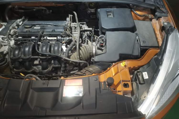 Used Ford Focus 2015 Hatchback 1.6L Automatic Fashion Edition Engine Bay Left